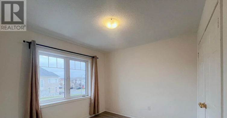 1ST&2ND-37 Kavanagh Avenue, East Gwillimbury, ON, L9N 0P6 - 10
