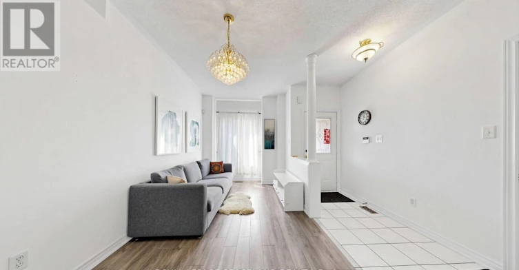 246 Farmstead Road, Richmond Hill, ON, L4S 2J8 - 9