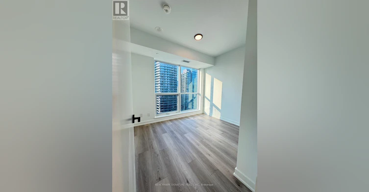 3203-327 King Street, Toronto, ON, M5V 0W7 - 6