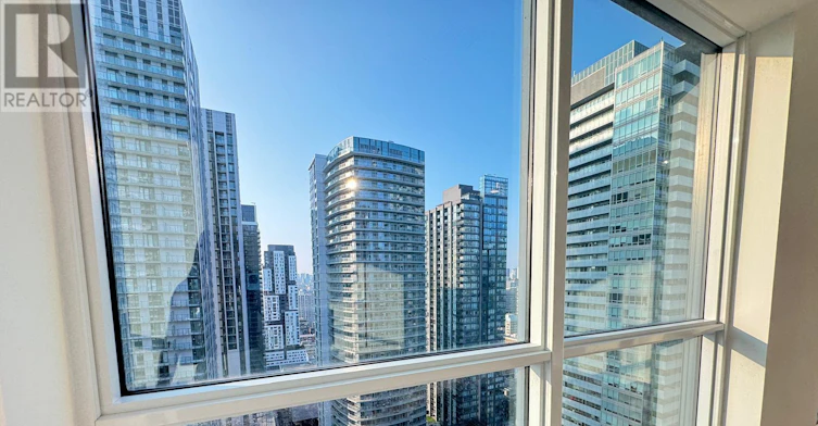 3203-327 King Street, Toronto, ON, M5V 0W7 - 4