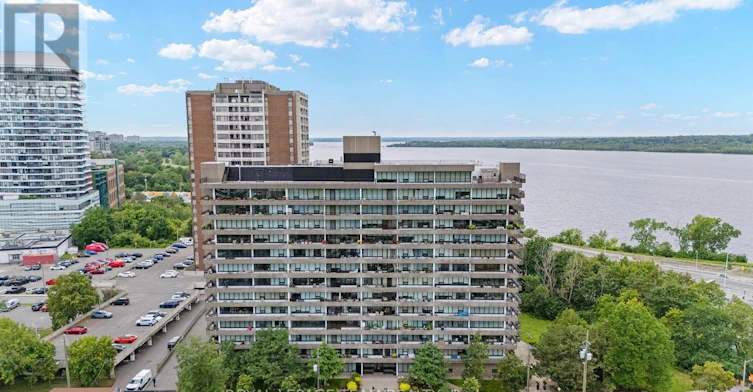 1102-370 Dominion Avenue, Ottawa, ON, K2A 3X4 - 2