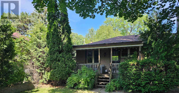 6 Fairhill Crescent, Toronto, ON, M3A 1N6 - 19