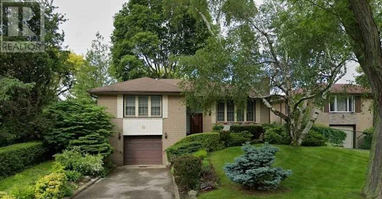 6 Fairhill Crescent, Toronto, ON, M3A 1N6