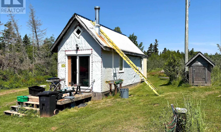 128 Snake Road