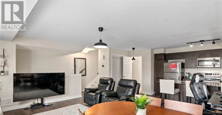 2254 Watercolours Way, Ottawa, ON, K2J 6R2 - 3
