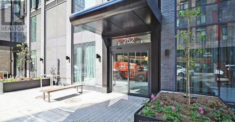 5207-252 Church Street, Toronto, ON, M5B 0E6 - 3