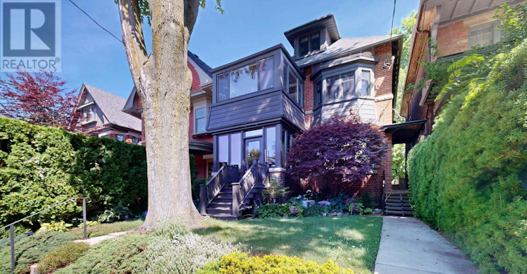 UPPER Level 130a Westminster Avenue, Toronto, ON, M6R 1N5 - 2