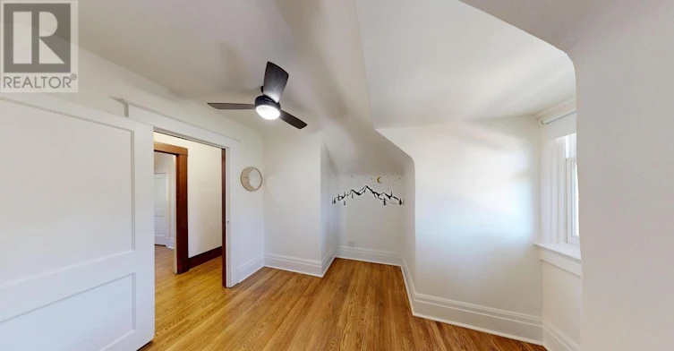 UPPER Level 130a Westminster Avenue, Toronto, ON, M6R 1N5 - 34