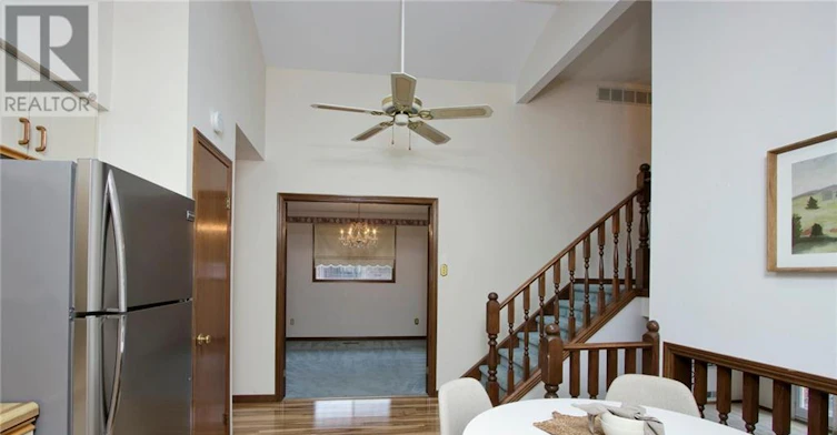 15 Wyndham Crescent, London, ON, N5Y 5G2 - 9