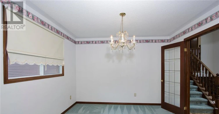 15 Wyndham Crescent, London, ON, N5Y 5G2 - 5