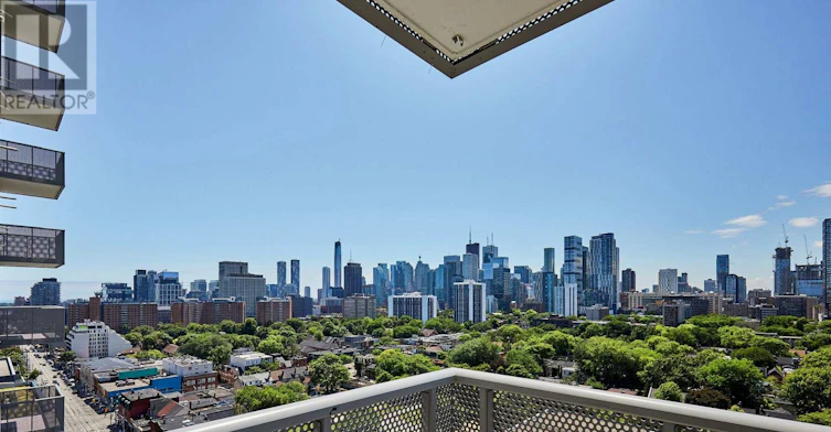 1307-10 Oak Street, Toronto, ON, M5A 0Z1 - 24