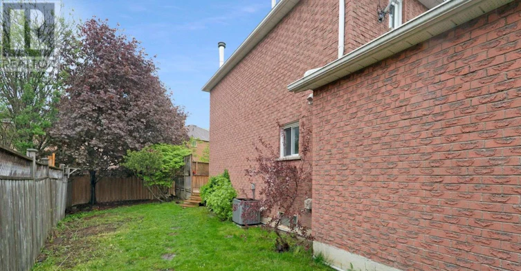 272 Elman Crescent, Newmarket, ON, L3Y 7X4 - 30