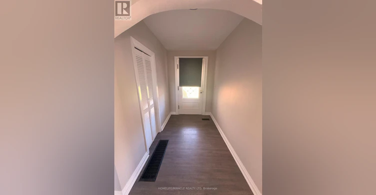 1585 19th Avenue, Richmond Hill, ON, L4S 1N7 - 7