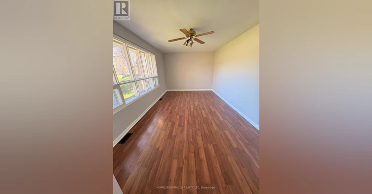 1585 19th Avenue, Richmond Hill, ON, L4S 1N7 - 6