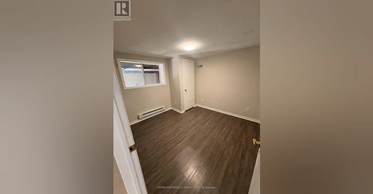 2-1571 19th Avenue, Richmond Hill, ON, L4S 1N7