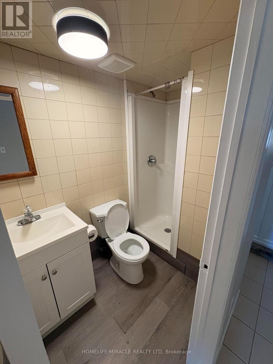 2-1571 19th Avenue, Richmond Hill, ON, L4S 1N7 - 4
