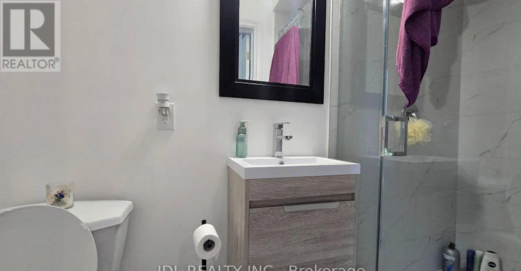 MAIN BACHELOR-3769 Brandon Gate Drive, Mississauga, ON, L4T 3N1 - 4