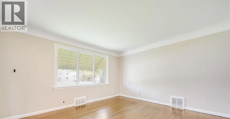 3264 Dominion Boulevard, Windsor, ON, N9E 2N5 - 5