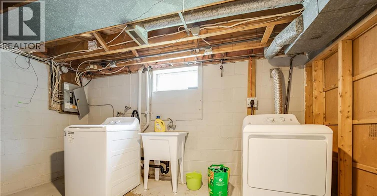3264 Dominion Boulevard, Windsor, ON, N9E 2N5 - 32