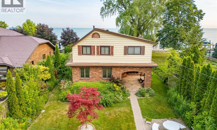 329 Lakeview Drive