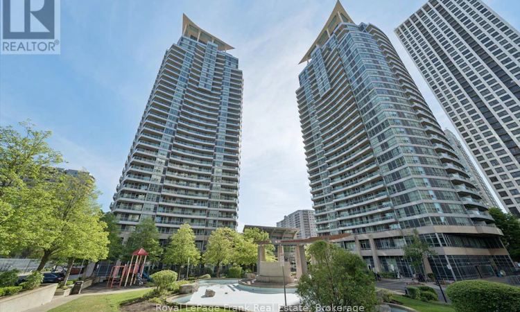 2405-1 Elm Drive W