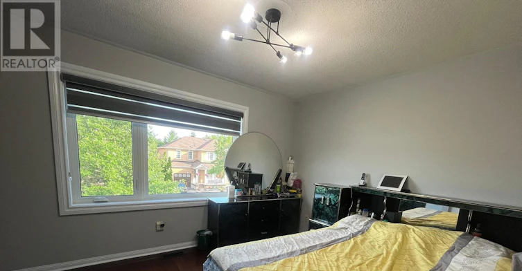 29 Hummingbird Drive, Toronto, ON, M1X 1W8 - 3