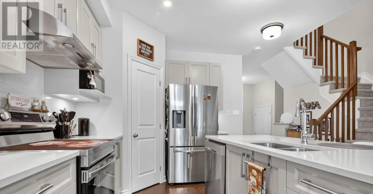 357 Barrett Farm Drive, Ottawa, ON, K1T 0Y6 - 14