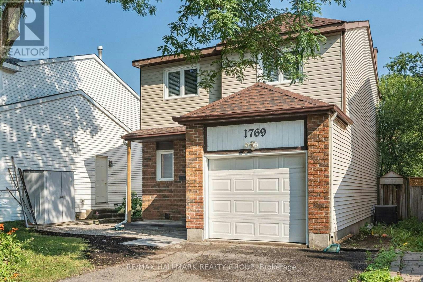 1769 Bromont Way, Ottawa, ON, K1C 5K1
