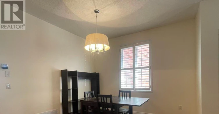 11 Belgrave Square, Markham, ON, L6C 2T1 - 7
