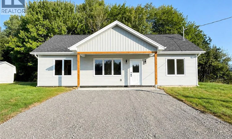 35 Lauza Avenue