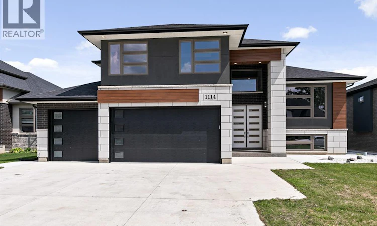 7370 Garnet Crescent