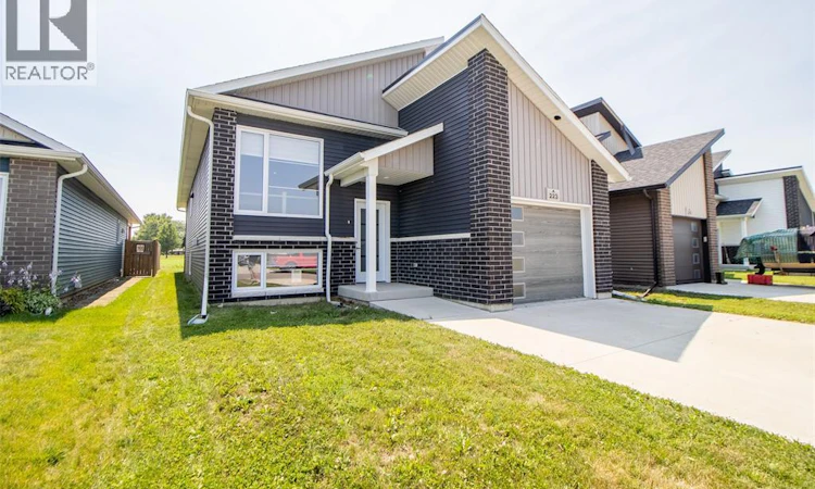 223 Manning Drive Drive