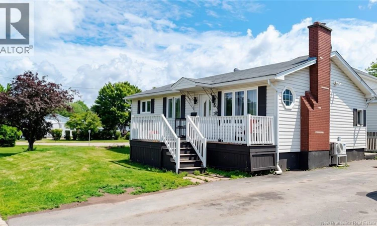 6 Magee Avenue