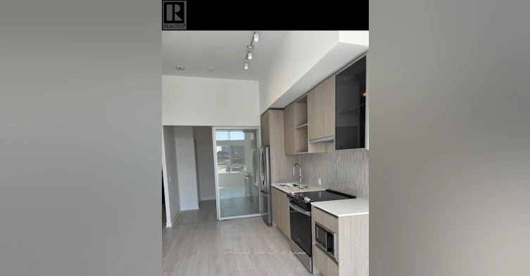104-405 Dundas Street W, Oakville, ON, L5M 5P9 - 3