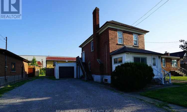 5262 Kitchener Street