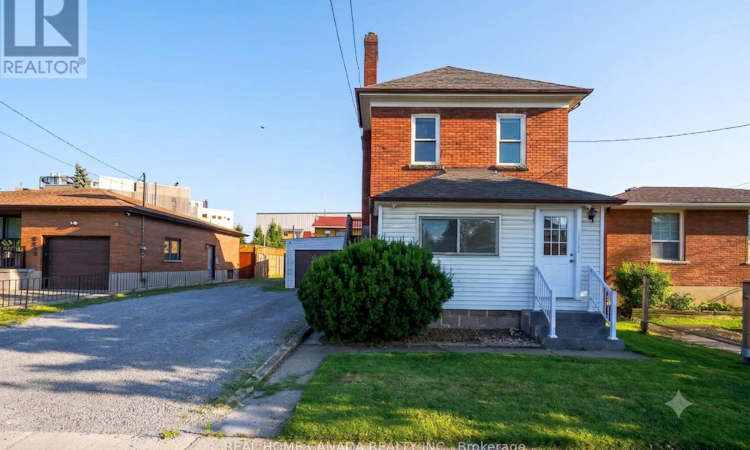 5262 Kitchener Street