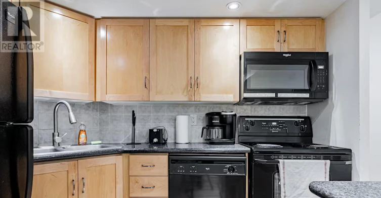 228-250 Wellington Street W, Toronto, ON, M5V 3P6 - 14