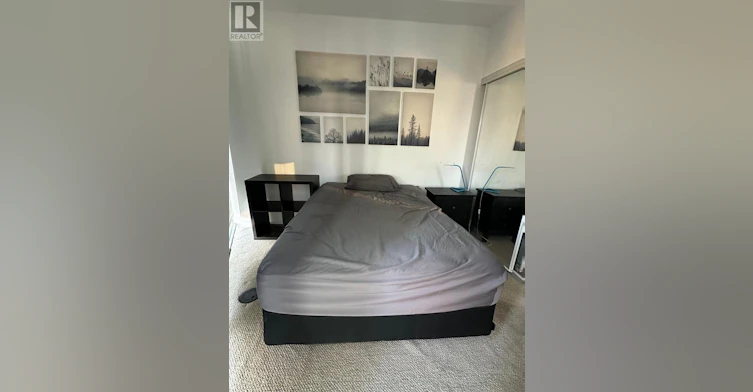 3009-832 Bay Street, Toronto, ON, M5S 1Z6