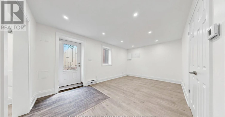 BASEMENT-124 Kendal Avenue, Toronto, ON, M5R 1L9 - 3
