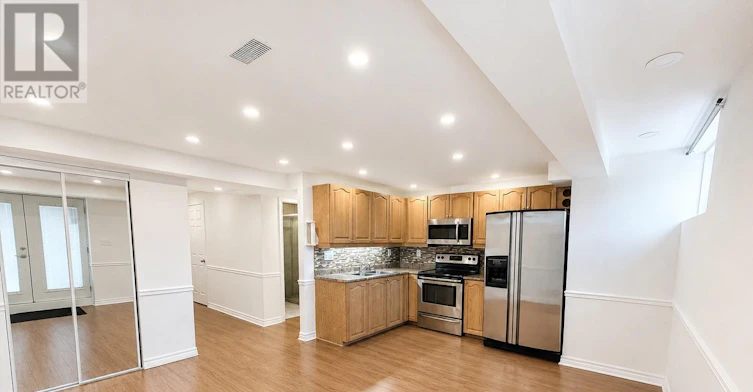 BSMT-4 Mosely Crescent, Ajax, ON, L1Z 0M9 - 2