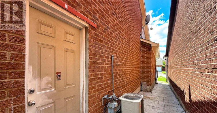 BSMT-258 Conley Street, Vaughan, ON, L4J 2Z5 - 17
