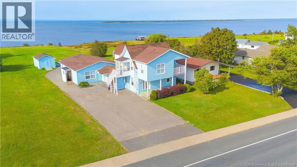 223 Boul St Pierre Boulevard E, Caraquet, NB, E1W 1B1