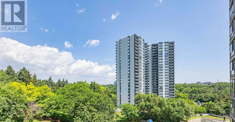 605-10 Martha Eaton Way, Toronto, ON, M6M 5B3 - 26