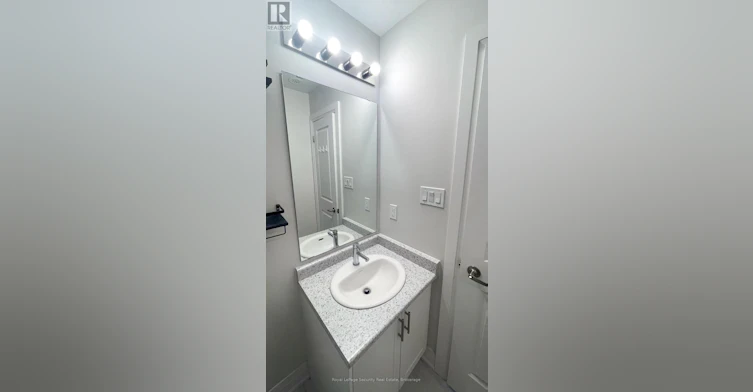 2-39 Wild Rose Gardens, Toronto, ON, M6L 0A5 - 18
