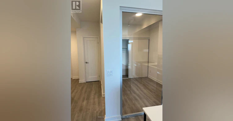 2107-5105 Hurontario St Street E, Mississauga, ON, L4Z 0C9 - 2