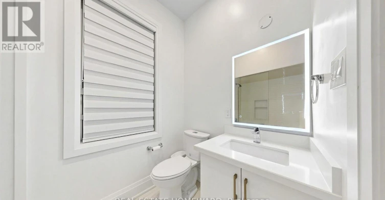 2-124 Kendal Avenue, Toronto, ON, M5R 1L9 - 12
