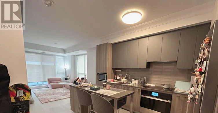 523-38 Water Walk Drive, Markham, ON, L3R 6M8 - 3