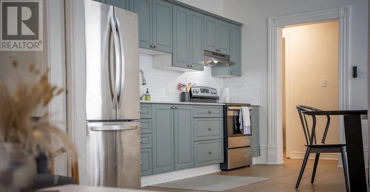 LOWER-390 Ontario Street, Stratford, ON, N5A 3H9 - 4