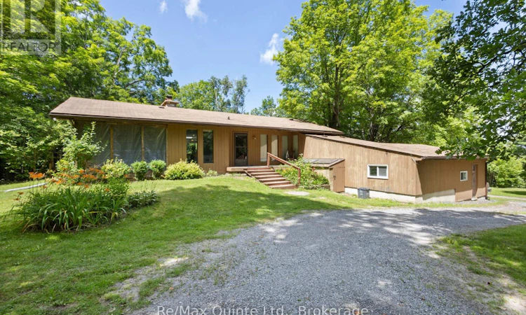 35 Concession 11 Road E