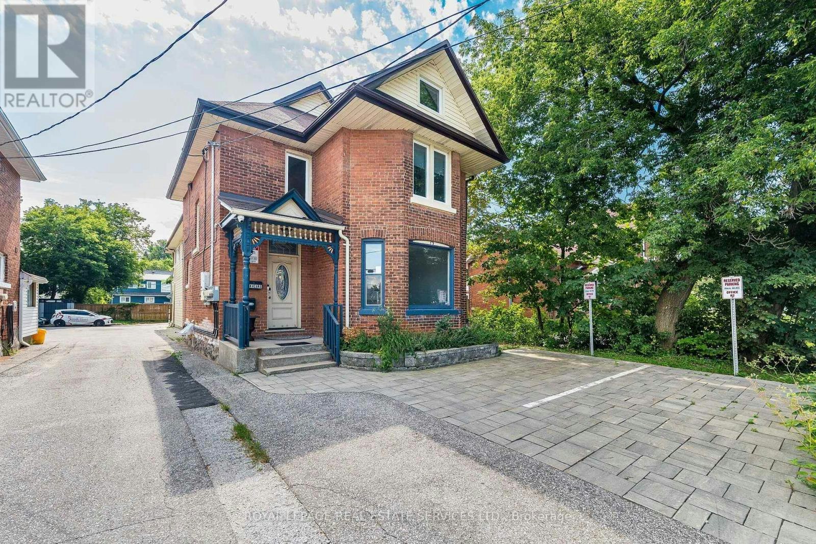 100 Essa Road, Barrie, ON, L4N 3K7